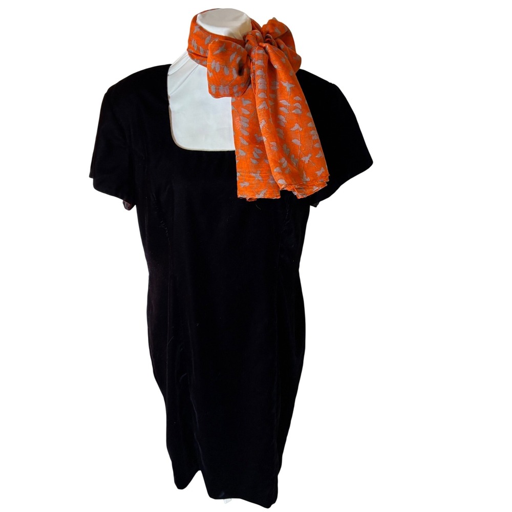 1990s Vintage J.S. Edward Black‎ Velvet Dress Size 16 Square Neck Short Sleeve